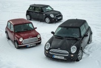 Tri generacije zabave v vožnji: MINI Cooper in MINI Cooper S skozi leta.