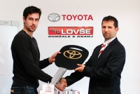 Toyota Lovše jeseniške železarje ponovno opremila s službenimi vozili