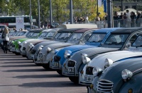 NAJVE&#268;JI SHOD LASTNIKOV AVTOMOBILOV CITROËN 2 CV NA SVETU