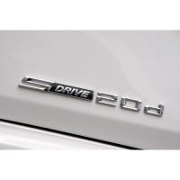 BMW X1 ? edinstven v premium segmentu in zdaj še bolj u&#269;inkovit. 
