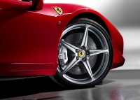 FERRARI na Kitajskem podira rekorde s skoraj 300 prodanimi vozili v letu 2010