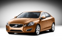 Prve slike -  novi VOLVO S 60