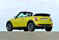 Novi MINI cabrio 