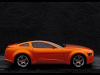 Mustang z italijanskim  krojem