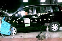 Mazda5 s 5 zvezdicami Euro NCAP