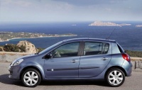 Clio III &acute;&acute;ima vse, kar imajo veliki&acute;&acute;