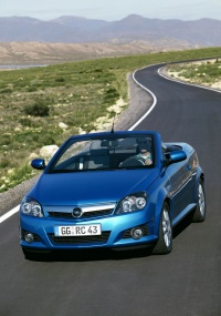 Opel tigra twin top