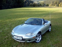 Japonska legenda mazda MX 5 1,6 Twin ? romantika med avtomobili