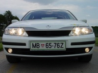 Renault Laguna Expression 1,9 dCi (120 KM):  4,1 litra
