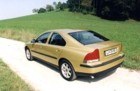 VOLVO S60 D5